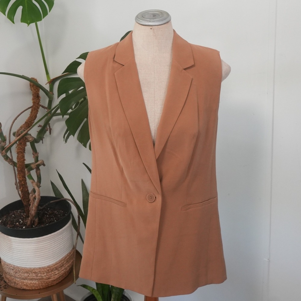 Simply Vera Vera Wang Sleeveless Blazer Vest Womens Small Tan Workwear Chic